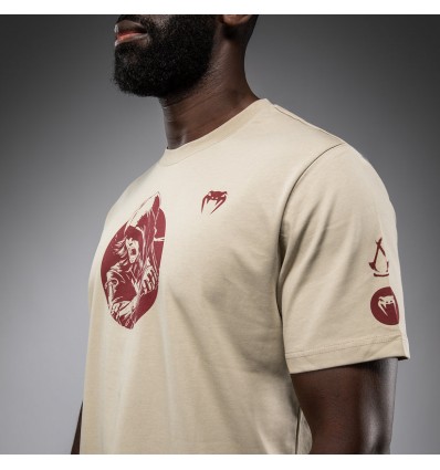 VENUM POLERA ASSASSIN'S CREED - CREMA